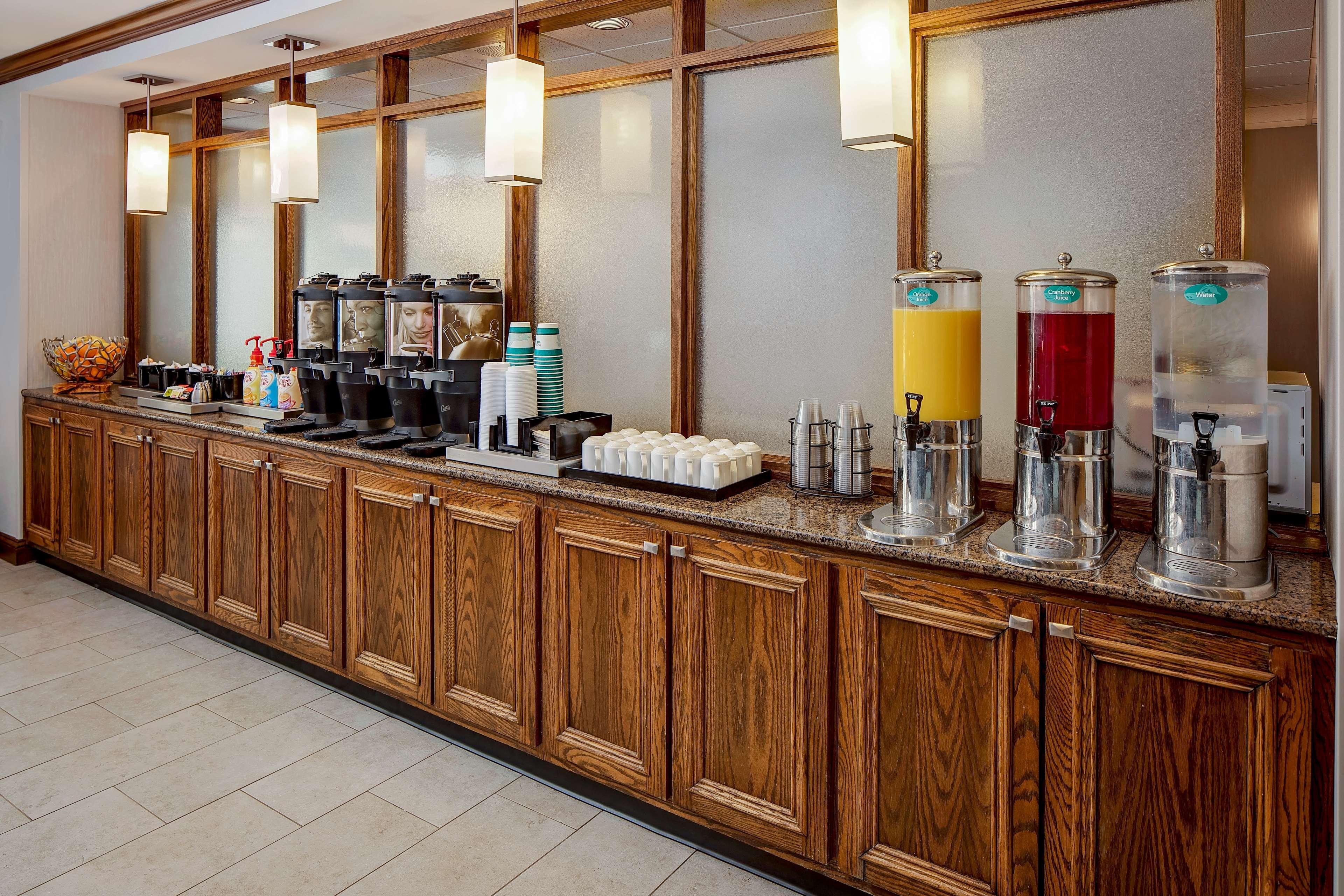 Homewood Suites By Hilton Raleigh/Кари Екстериор снимка