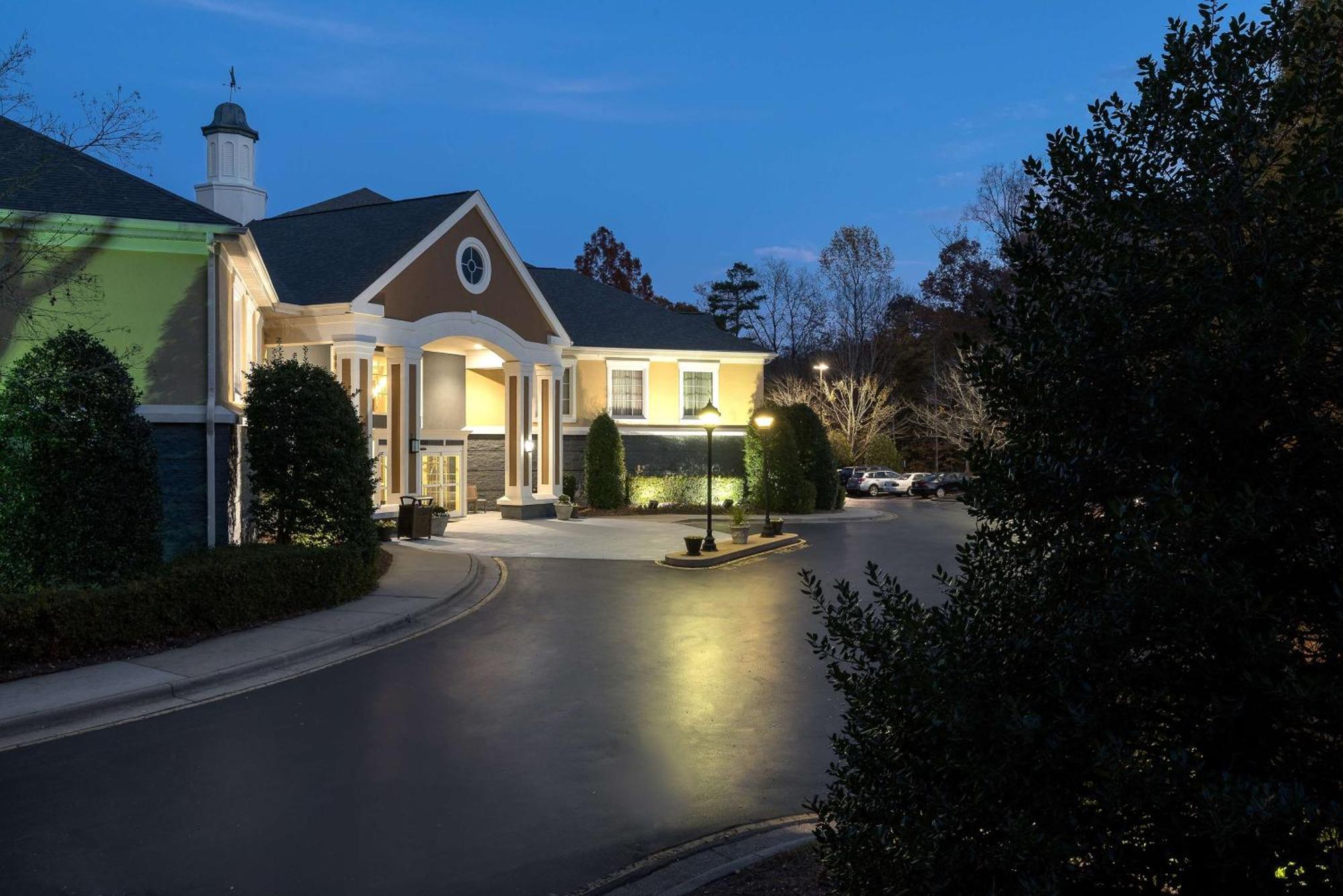 Homewood Suites By Hilton Raleigh/Кари Екстериор снимка