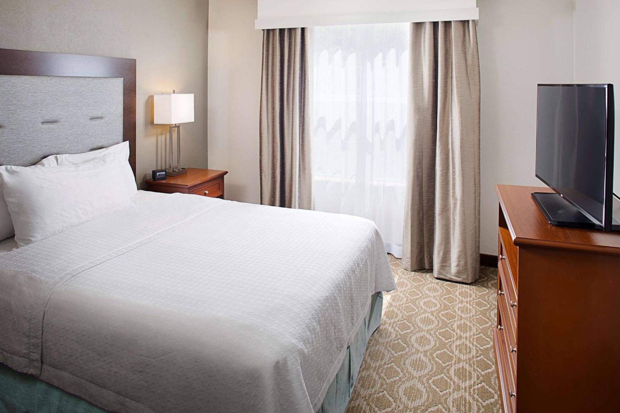 Homewood Suites By Hilton Raleigh/Кари Екстериор снимка