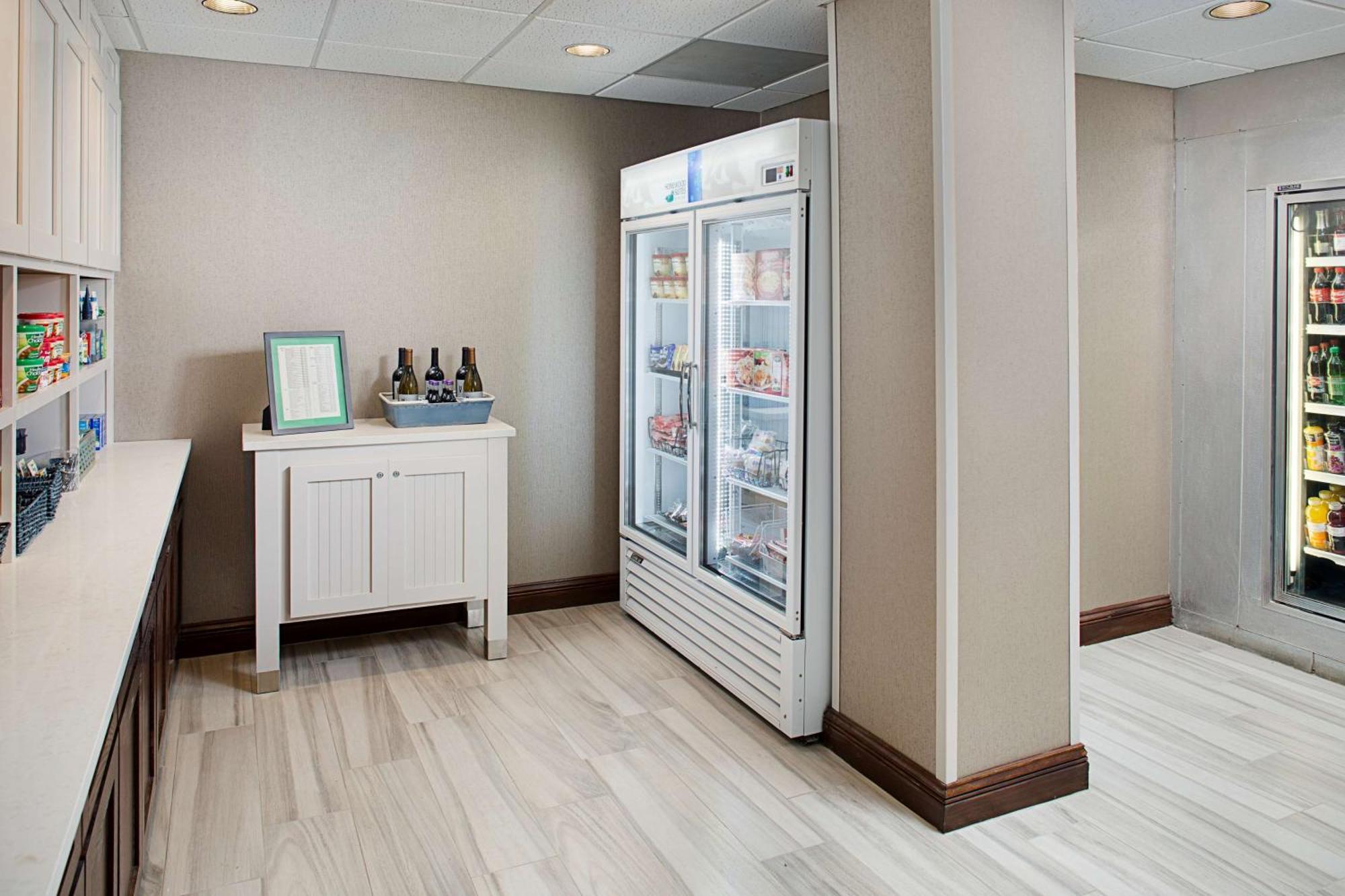 Homewood Suites By Hilton Raleigh/Кари Екстериор снимка