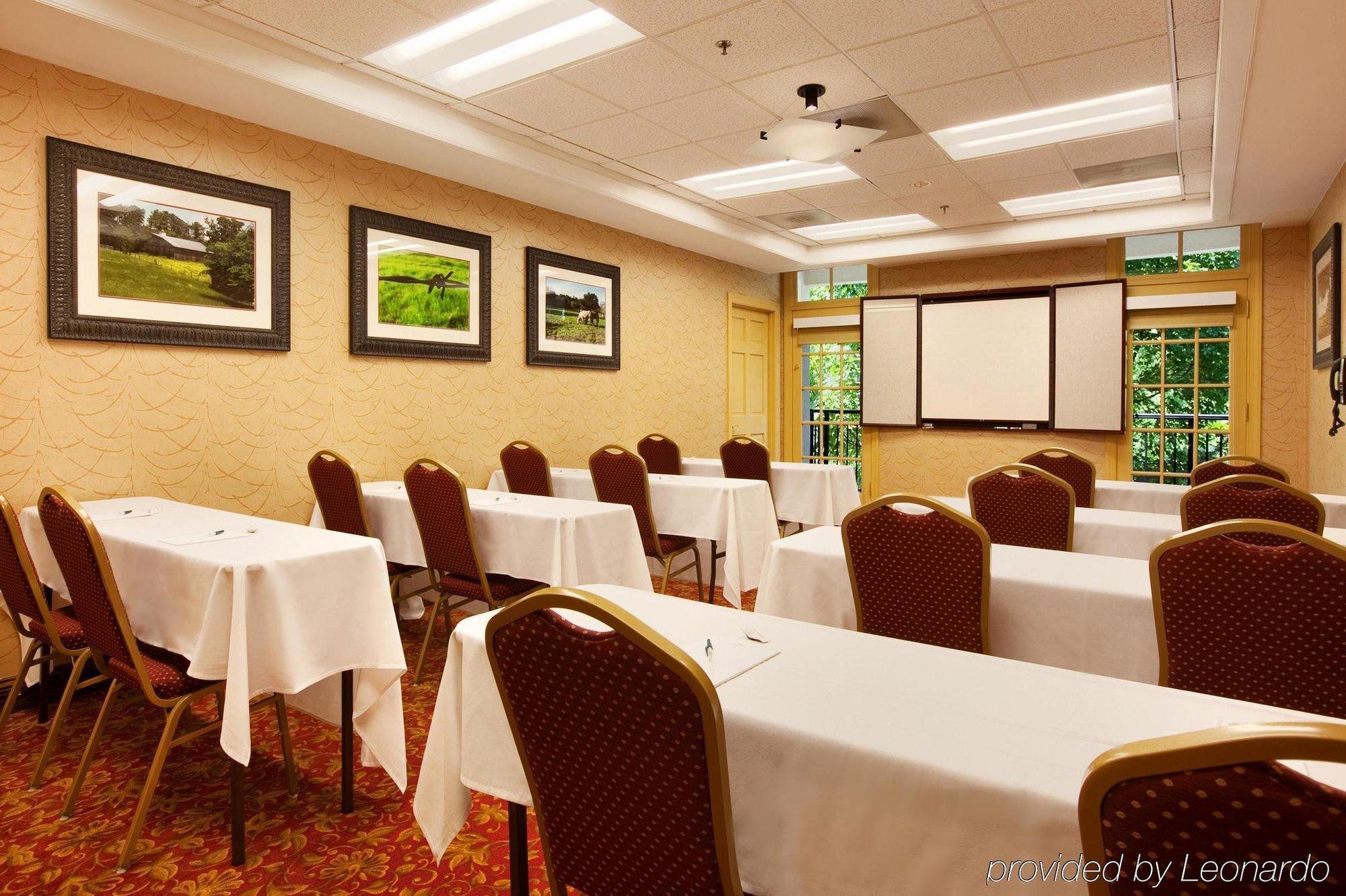 Homewood Suites By Hilton Raleigh/Кари Екстериор снимка